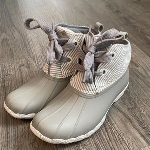EUC Sperry Saltwater 2 eye Duck Boots